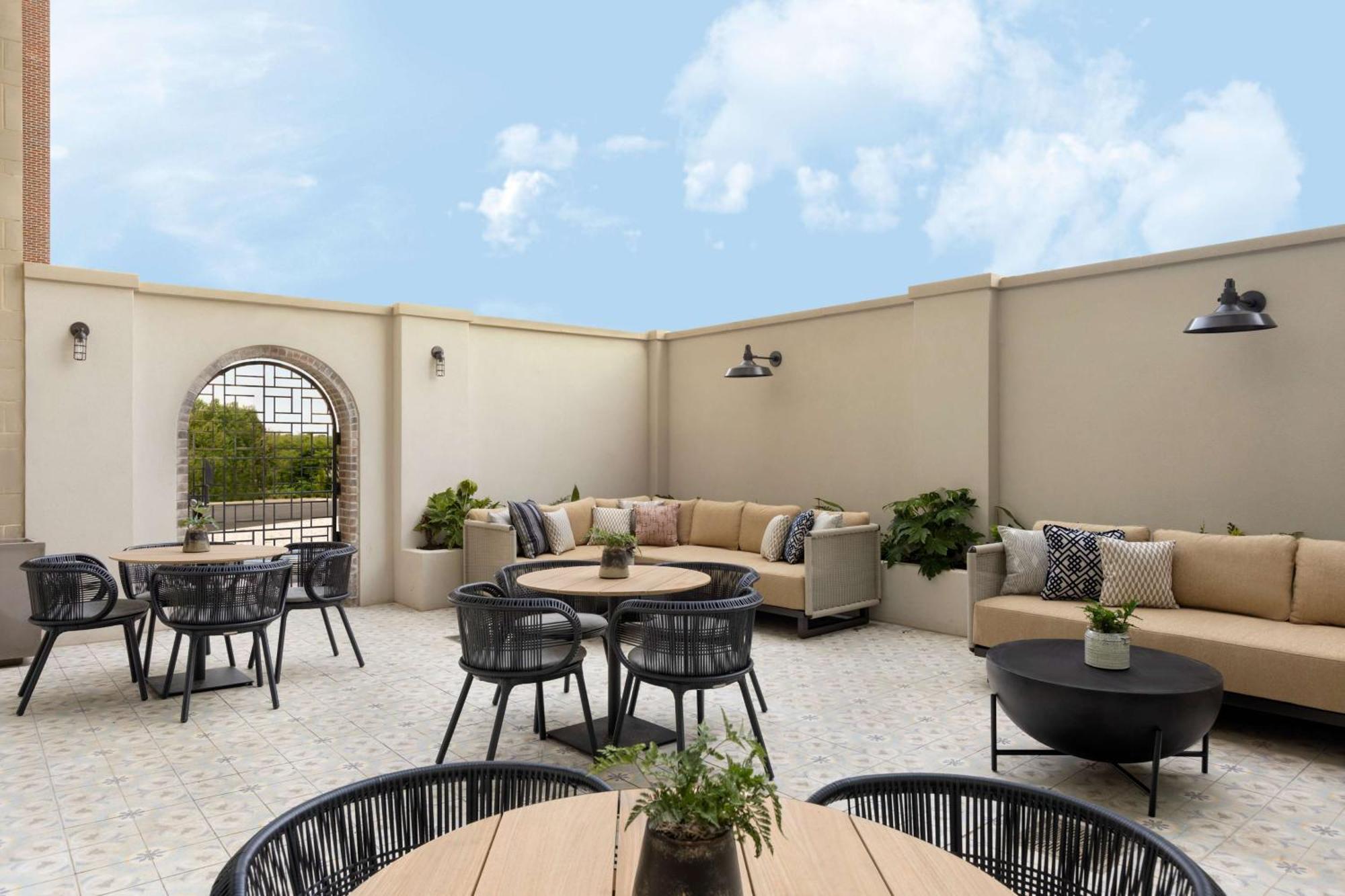 Valley Hotel Homewood Birmingham - Curio Collection By Hilton Exteriör bild